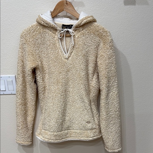 Mountain Hardware Beige Hooded Pullover Jacket with Pockets—GREAT!! Like New! M - Picture 1 of 8